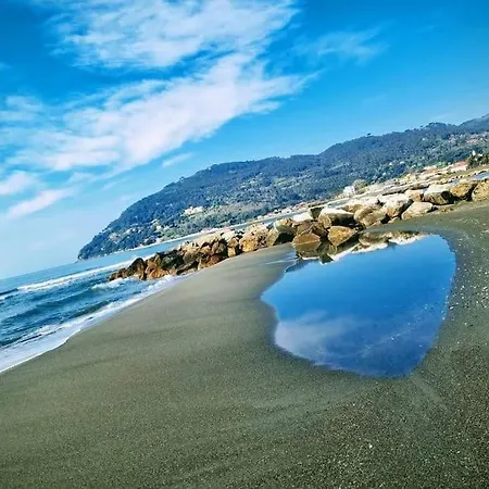Apartment Relax Ad Un Passo Dal Mare Ameglia